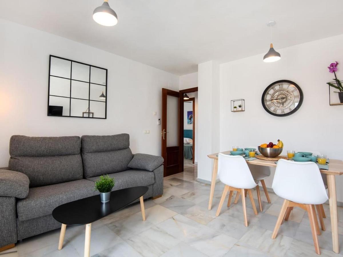 Rosaleda Center Apartment Malaga Ngoại thất bức ảnh