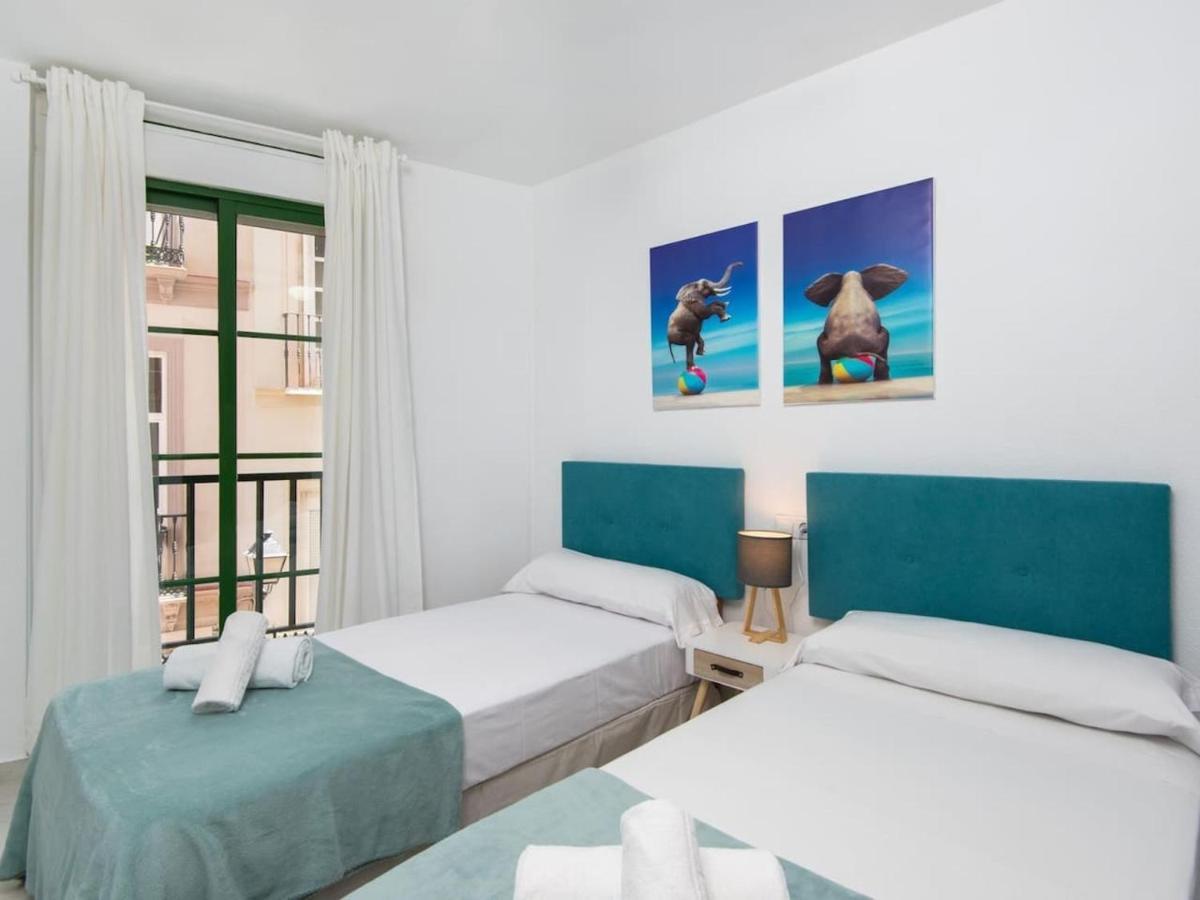 Rosaleda Center Apartment Malaga Ngoại thất bức ảnh