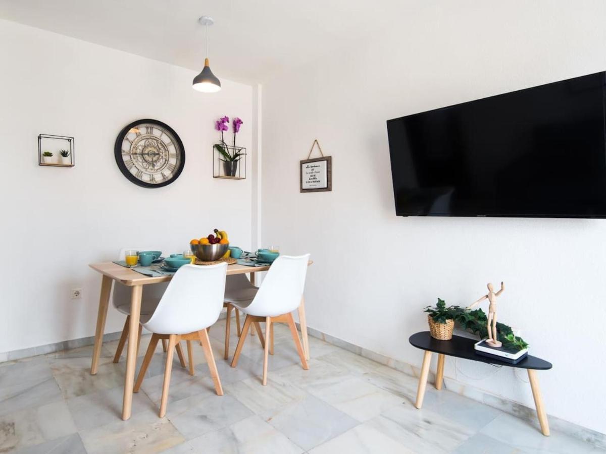 Rosaleda Center Apartment Malaga Ngoại thất bức ảnh