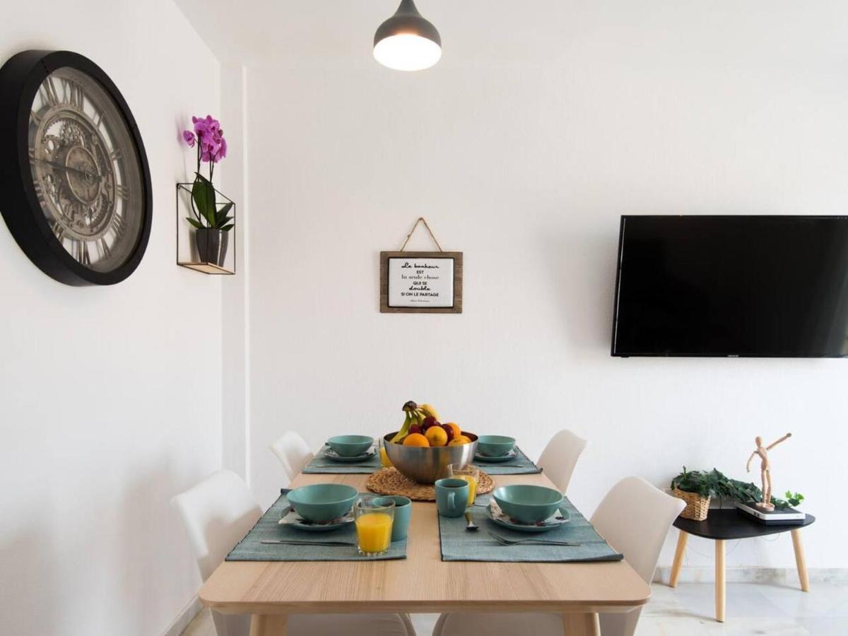 Rosaleda Center Apartment Malaga Ngoại thất bức ảnh