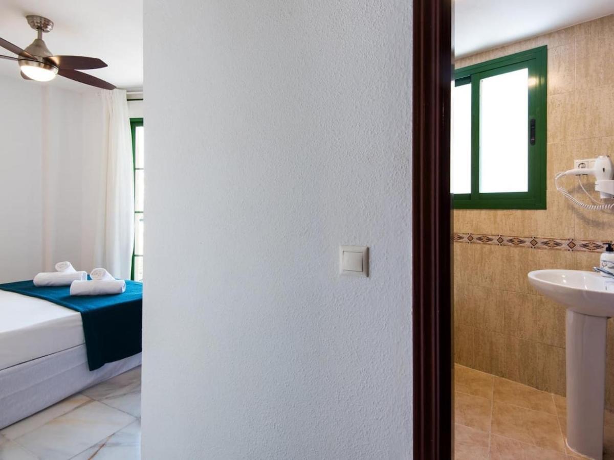 Rosaleda Center Apartment Malaga Ngoại thất bức ảnh