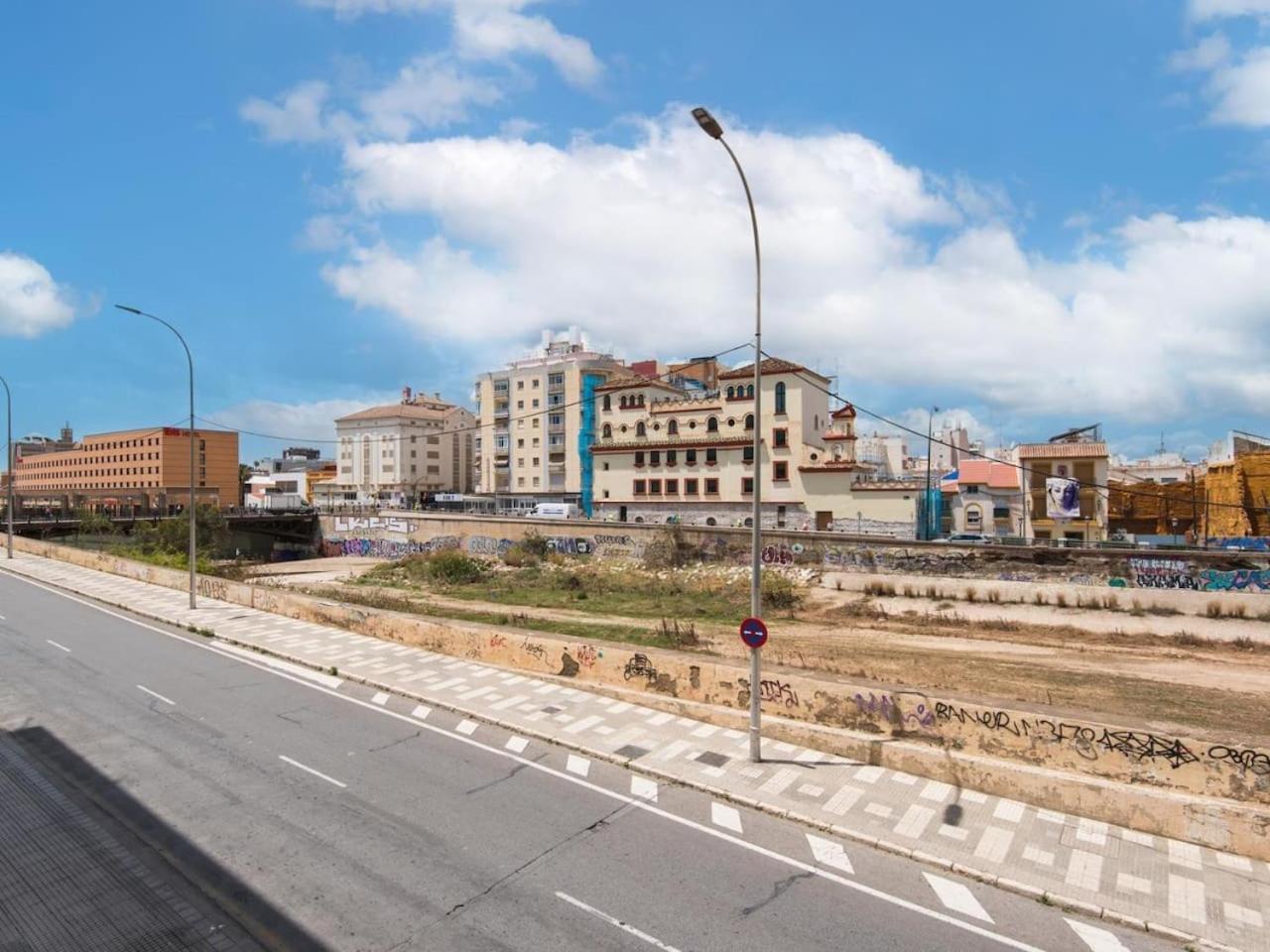Rosaleda Center Apartment Malaga Ngoại thất bức ảnh